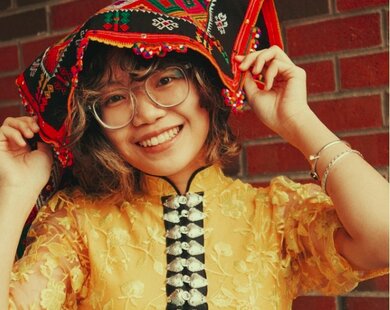 Được truyền cảm hứng từ chiếc khăn Piêu, cô gái Sơn La giành học bổng du học Mỹ
