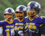 Brian Vũ:Từ học sinh Việt Nam trở thành trụ cột  đội bóng bầu dục Annie Wright tại Mỹ.