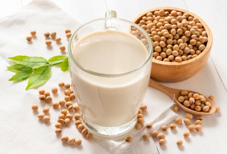 Uống sữa đậu nành ngực sẽ to hơn?
