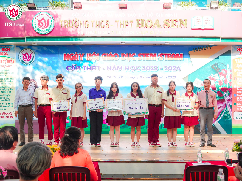 Ngày hội giáo dục STEM/STEAM “Kết nối, kích hoạt sáng tạo và đam mê khoa học cho học sinh” tại trường THCS – THPT Hoa Sen